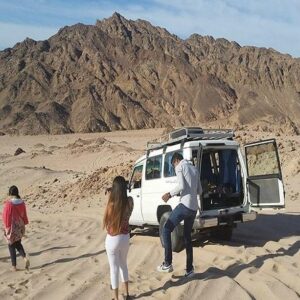 Hurghada Jeep Desert Safari and Stargazing- White Shark Travel (3)
