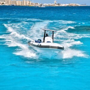 speed boat